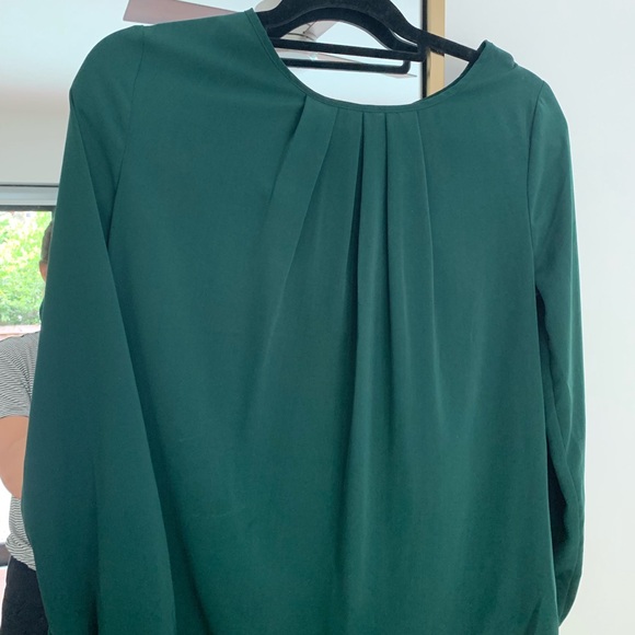 Forever 21 green blouse - Picture 2 of 2